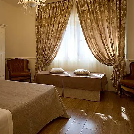 Nocleg ze śniadaniem Le Bianche 3*
