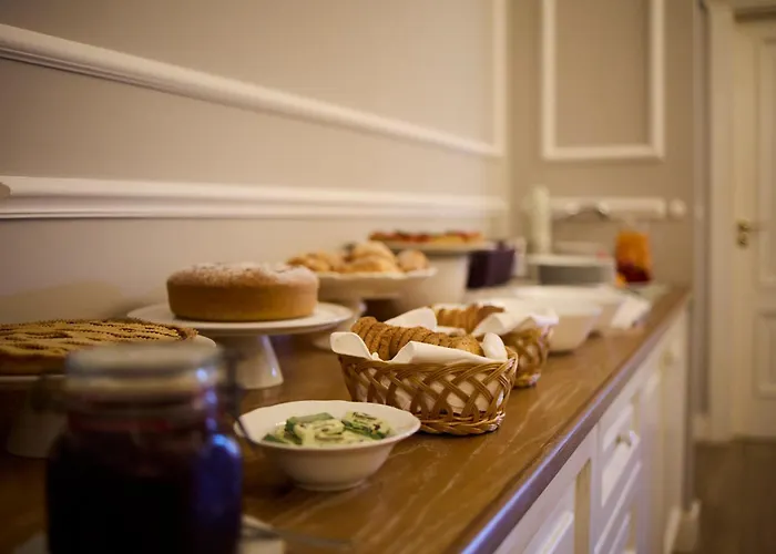 Le Bianche לינה וארוחת בוקר