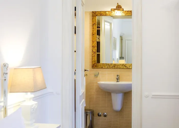 Le Bianche לינה וארוחת בוקר נוצ'י