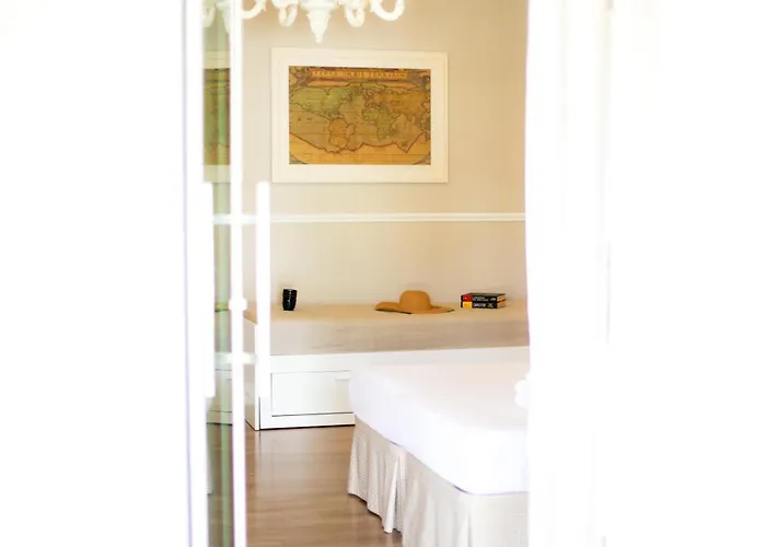 לינה וארוחת בוקר Le Bianche 3*